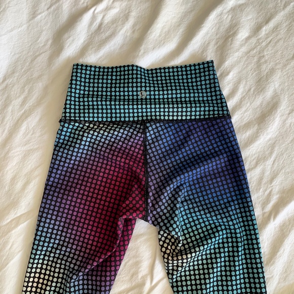 Lululemon fun polka dot leggings high rise size 4 - Picture 4 of 5